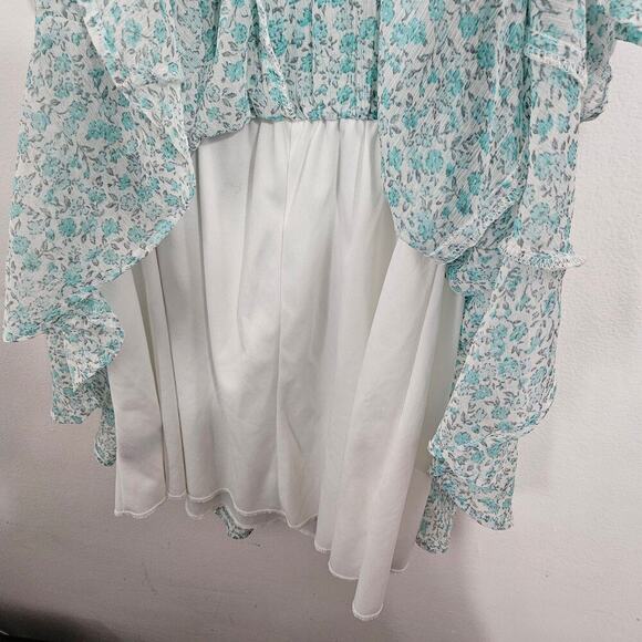 Trixxi Smocked Babydoll Floral Mini Dress Size Medium Short Sleeve Off-Shoulder - Picture 5 of 7